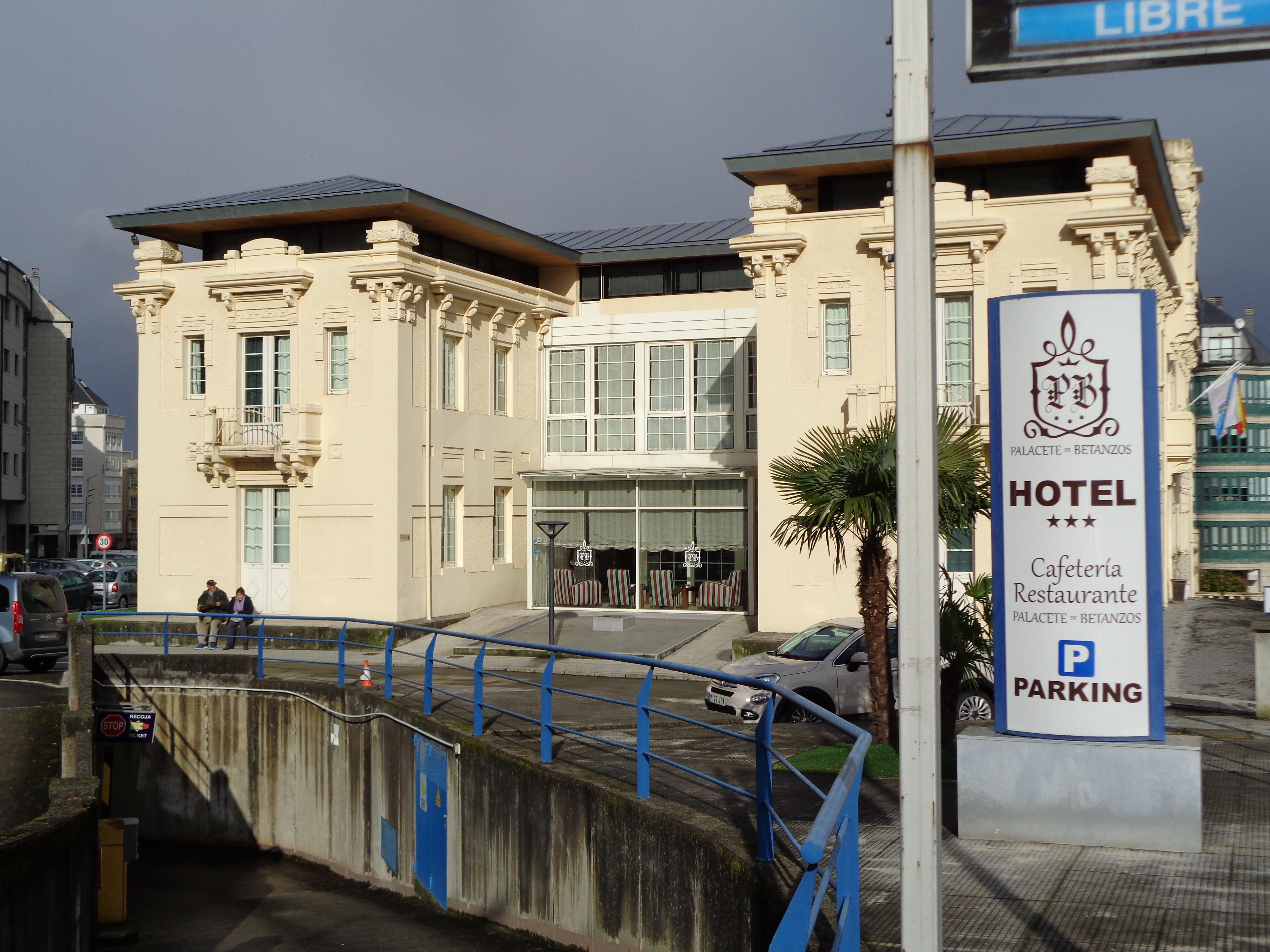 Hotel Villa De Betanzos Esterno foto